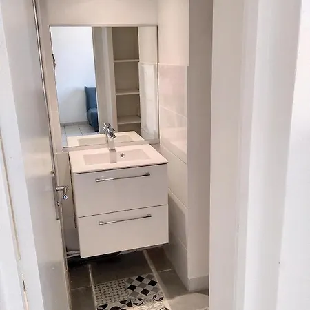 Graziella 606 公寓 胡安莱潘